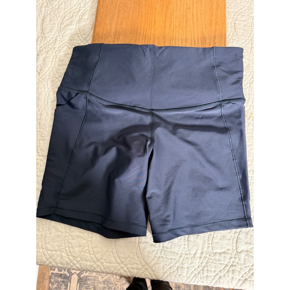 All in Motion Effortless Support High Rise 6in Biker Shorts Navy Blue Large
